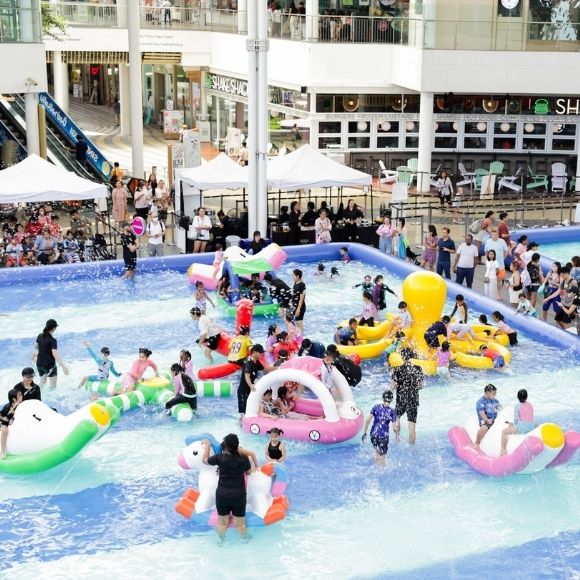 รวม 10 กิจกรรมวันสงกรานต์ยอดฮิต สนุกครบครัน สานสัมพันธ์ครอบครัว