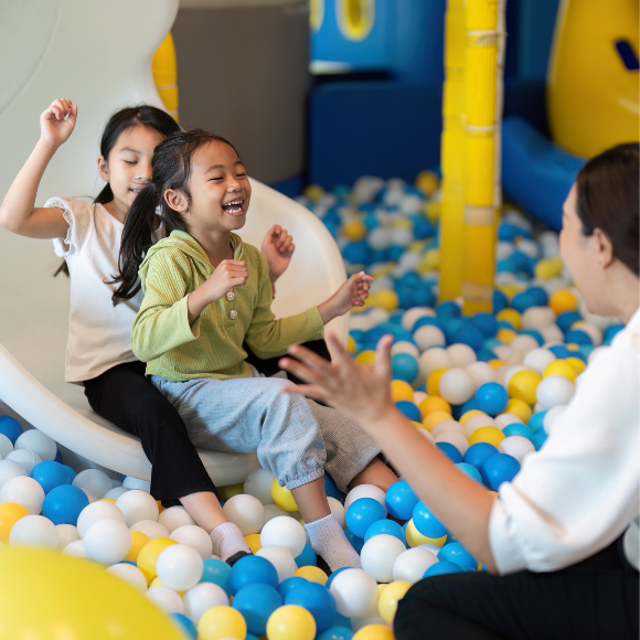 10 กิจกรรมสำหรับเด็ก เล่นสนุก เสริมสร้างพัฒนาการช่วงปิดเทอม