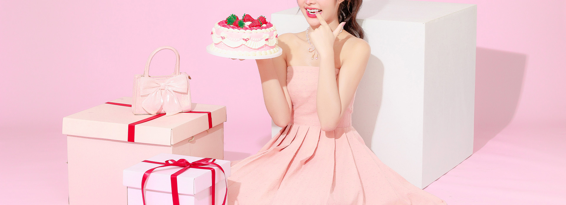 ช้อปปิ้งวันวาเลนไทน์ที่ไหนดี? รวมไอเดียช้อปของขวัญคู่รัก ครบในห้างเดียว