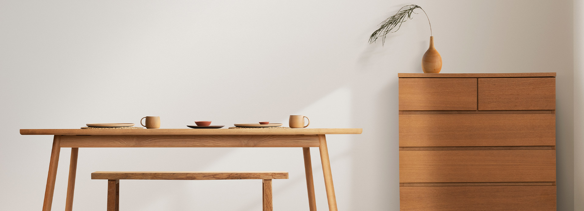 เปลี่ยนมุมรับทรัพย์รับปีม้าไฟ: ลิสต์เฟอร์นิเจอร์มงคลที่ต้องช้อปช่วงตรุษจีนนี้