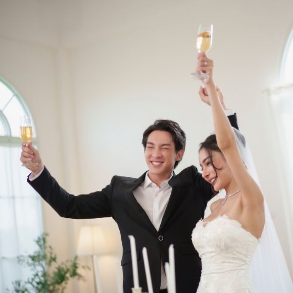 รวม 15 ของขวัญแต่งงาน ความหมายดี ใช้งานได้จริง ถูกใจคู่บ่าวสาว